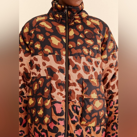 Farm Rio XXS Leopard Desire Reversible Puffer Jacket NWT Pricing firm. - Picture 6 of 11